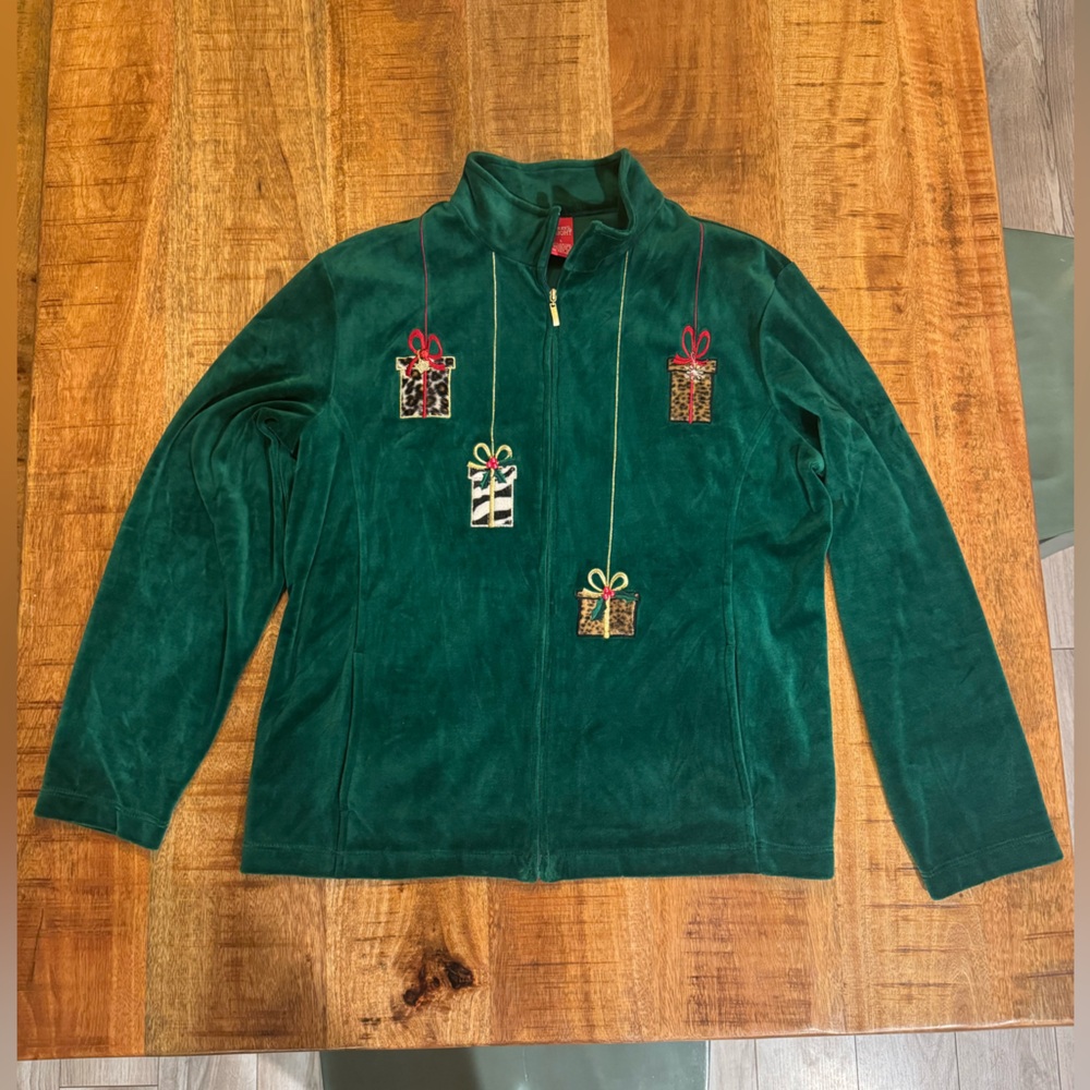 Green Holiday/Christmas Jacket with Gift Embroidery